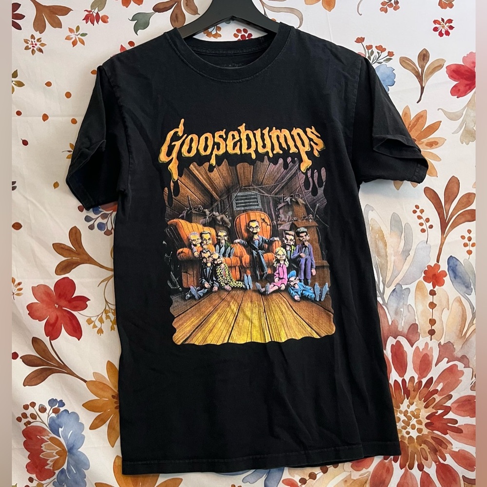 VTG Style Goosebumps Teen S Tee Night of the Living Dummy Graphic Faded Black